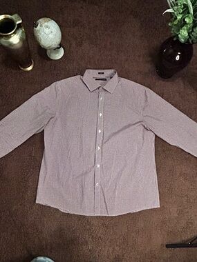 Tommy Hilfiger Men's Light Burgundy Checked Dress Shirt